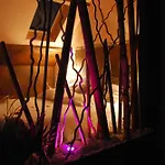 B&B Secret D Nuit D Hotes ,hotel ,a Pres De Onnaing,avec Piscine 3*