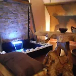 Secret D Nuit D Hotes ,hotel ,a Pres De Onnaing,avec Piscine B&B Vicq (Nord)