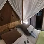 Secret D Nuit D Hotes ,hotel ,a Pres De Onnaing,avec Piscine B&B Vicq (Nord)