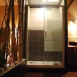 Secret D Nuit D Hotes ,hotel ,a Pres De Onnaing,avec Piscine Отель типа 