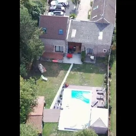 D Hotes ,hotel ,secret D'une Nuit A Pres De Onnaing,avec Piscine Vicq (Nord)