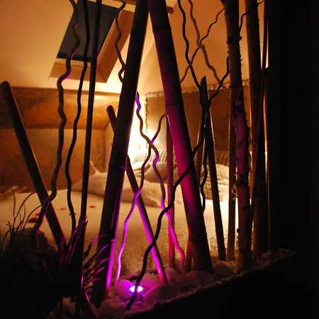 Bed & Breakfast D Hotes ,hotel ,secret D'une Nuit A Vicq Pres De Onnaing,avec Piscine 3*