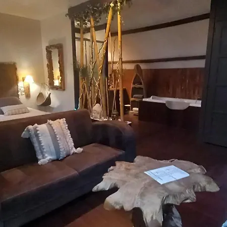 Secret D Une Nuit Chambres D Hotes ,Hotel ,A Vicq Pres De Onnaing,Avec Piscine Vicq (Nord)