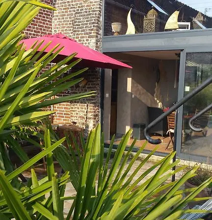 D Hotes ,hotel ,secret D'une Nuit A Vicq Pres De Onnaing,avec Piscine Vicq (Nord)