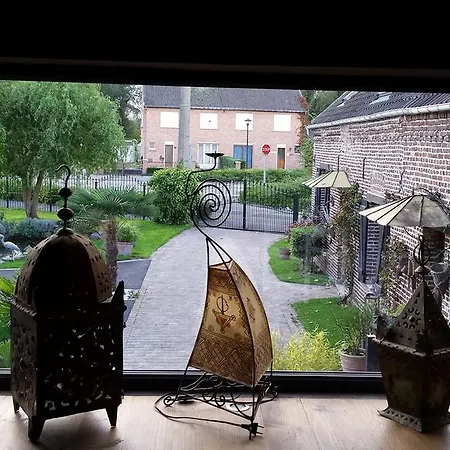 Secret D Une Nuit Chambres D Hotes ,Hotel ,A Vicq Pres De Onnaing,Avec Piscine