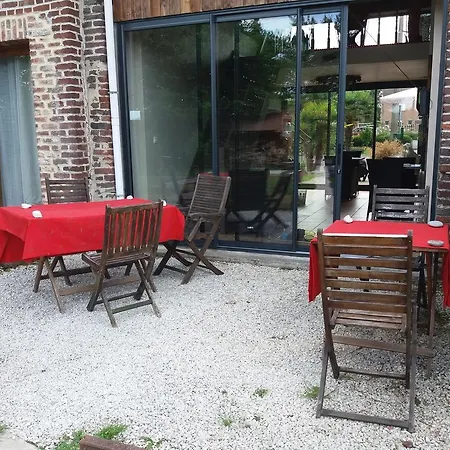 D Hotes ,hotel ,secret D'une Nuit A Vicq Pres De Onnaing,avec Piscine 3*